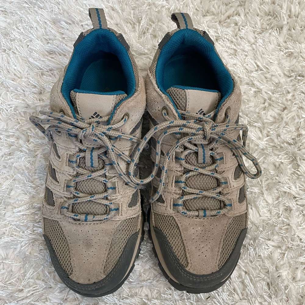 Columbia Crestwood Trail Shoes Graphite Kettle Tan